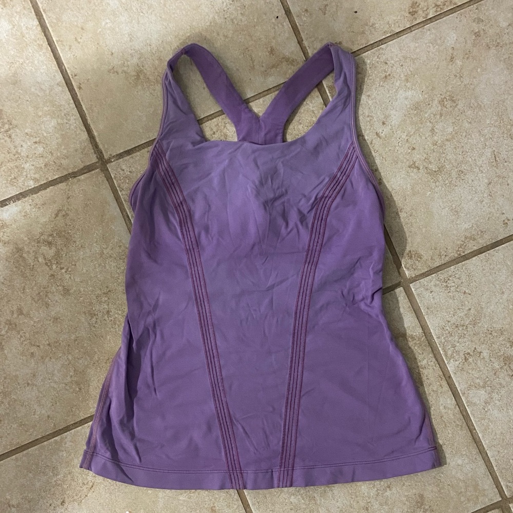 Lululemon tank